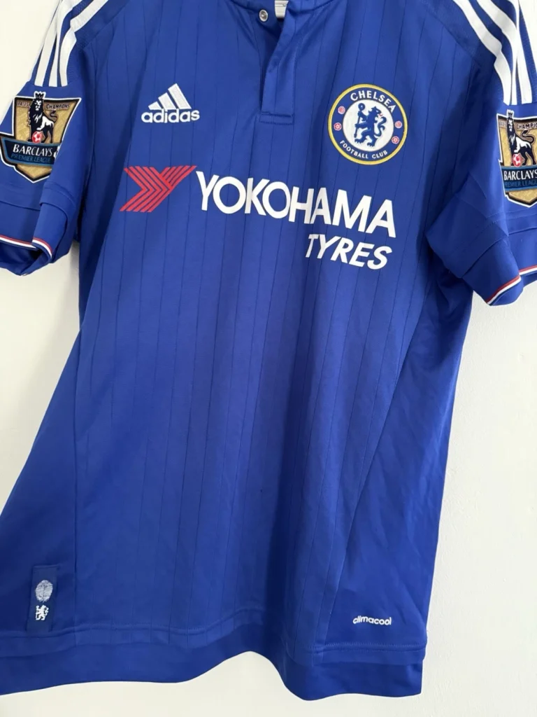 Willian Chelsea Signed Shirt *RARE* 15/16 Season EXACT PROOF OF SIGNING