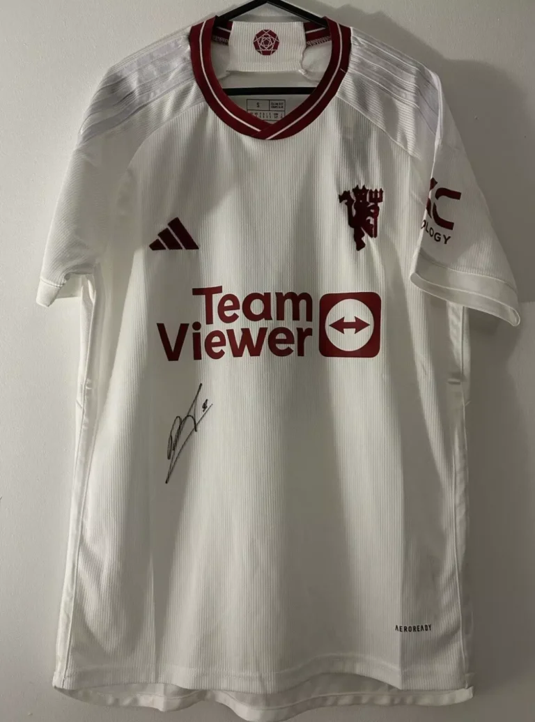 Bruno Fernandes Manchester United Signed Shirt *EXACT PHOTO PROOF*