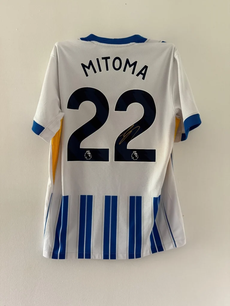 Kaoru Mitoma Brighton Signed Shirt *EXACT VIDEO PROOF OF SIGNING* RARE