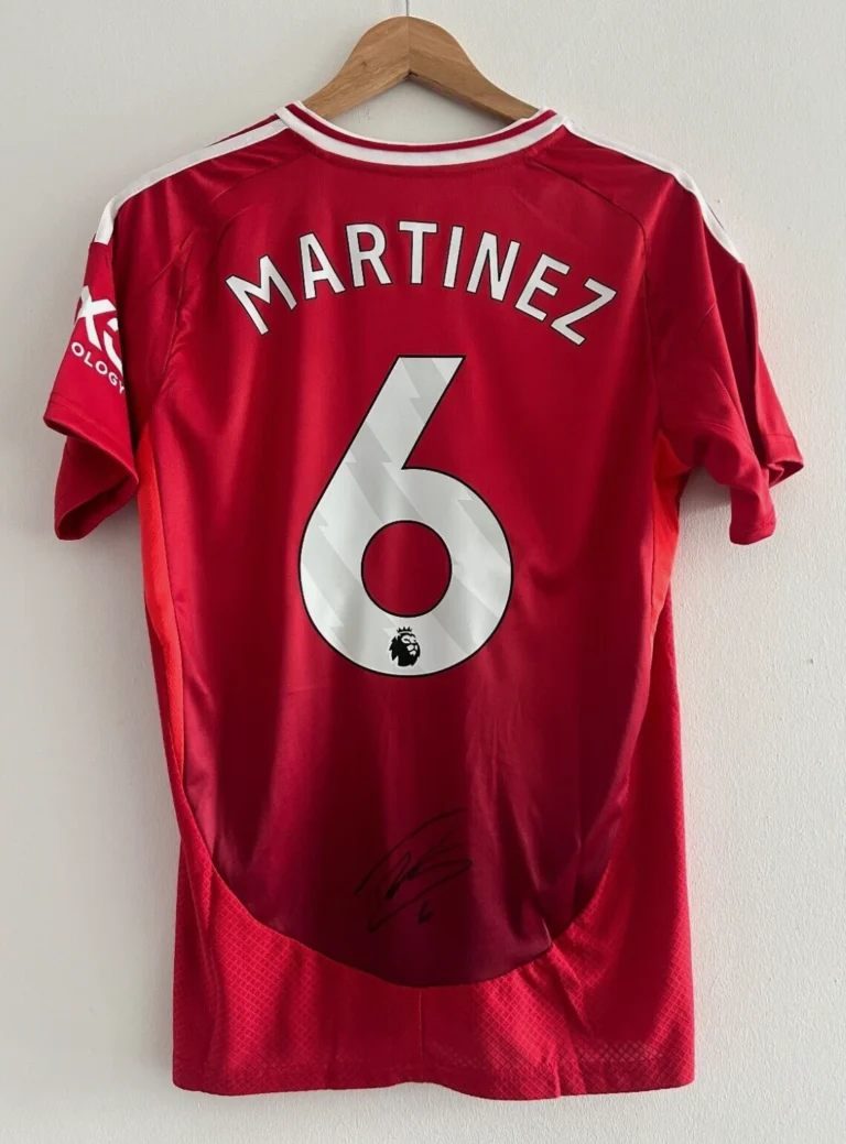 Lisandro Martinez Manchester United signed shirt *EXACT VIDEO PROOF*