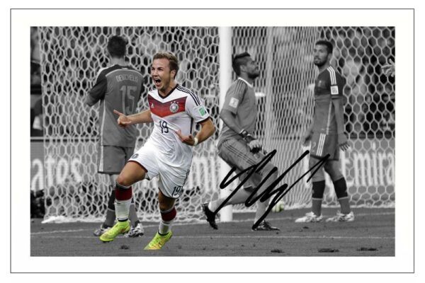Mario Gotze GERMANY Signed Photo *EXACT VIDEO PROOF OF SIGNING* RARE