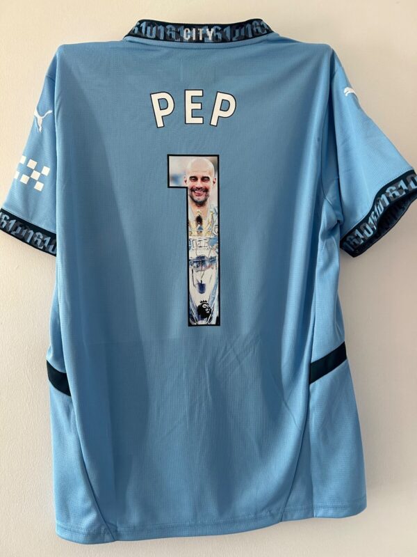 Pep Guardiola Manchester City Signed CUSTOM Shirt *RARE* *PROOF INCLUDED*