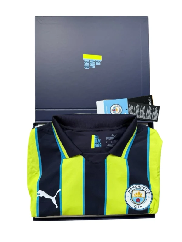 RODRI Manchester City Signed Shirt*RARE*ACG AUTHENTICATION *PLAYER EDTION BOXED* - Image 2